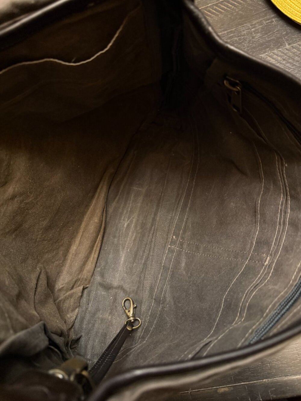 Vintage Rough & Tumble Messenger - Picture 13 of 14